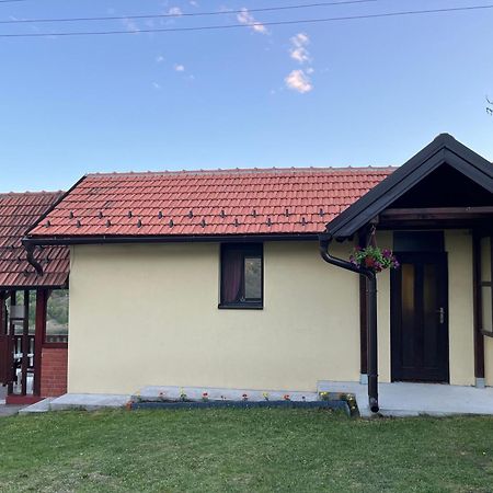 Apartman Jezero Vrutci Užice Buitenkant foto