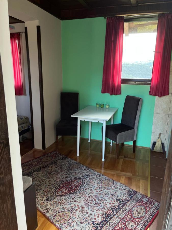Apartman Jezero Vrutci Užice Buitenkant foto