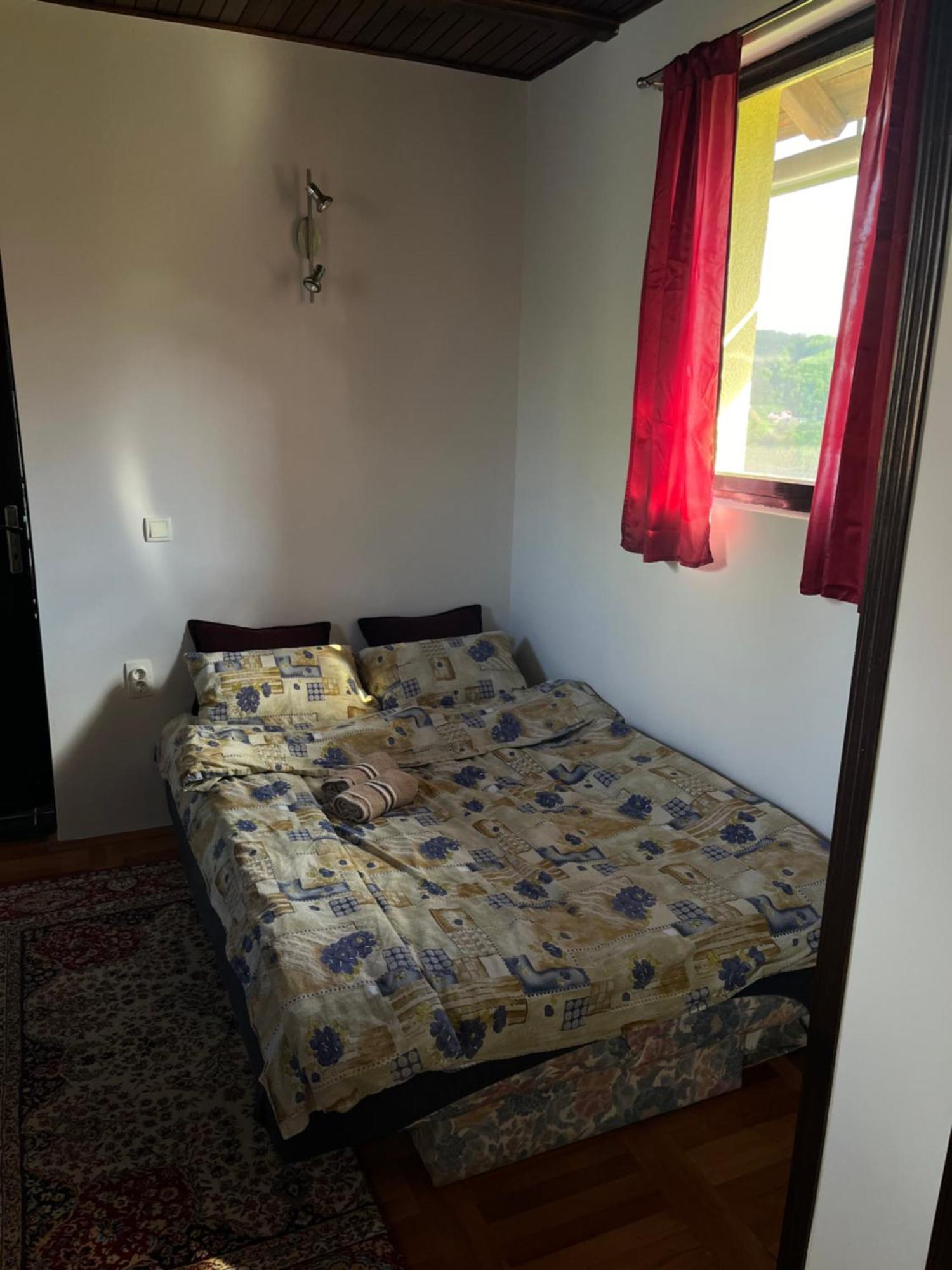 Apartman Jezero Vrutci Užice Buitenkant foto